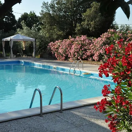 Pereti Country house